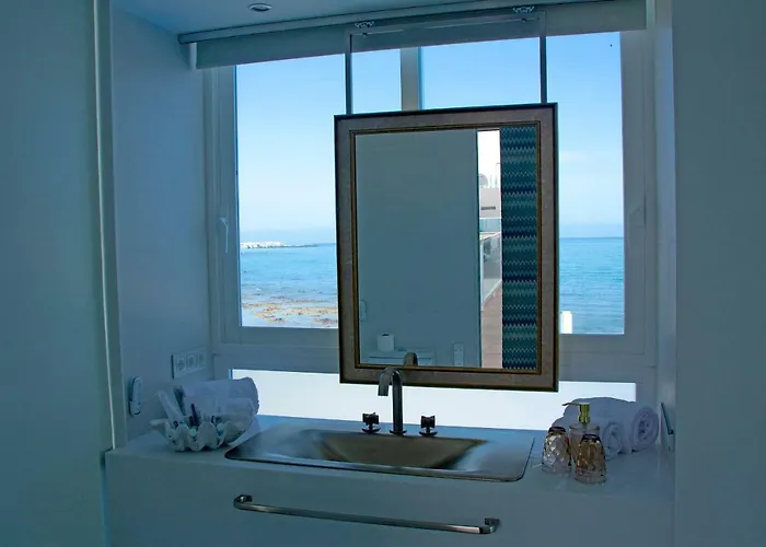 Boutique Tao Caleta Mar Szálloda 3*