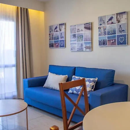 فندق Boutique Tao Caleta Mar كوراليهو