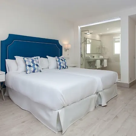 Boutique Tao Caleta Mar 3* كوراليهو