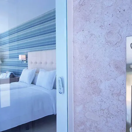 Boutique Tao Caleta Mar فندق 3*