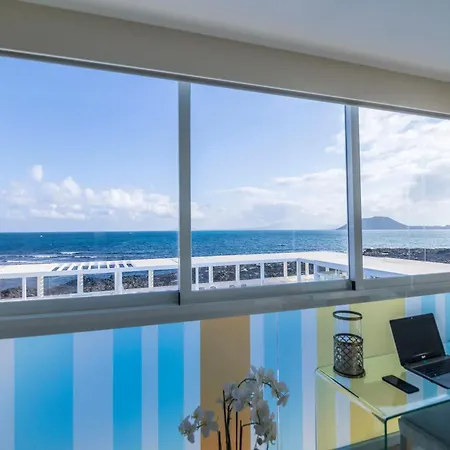 Boutique Tao Caleta Mar 3* קורלחו