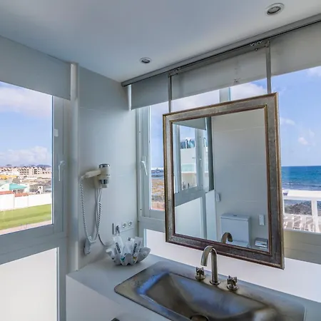 Hotel Boutique Tao Caleta Mar