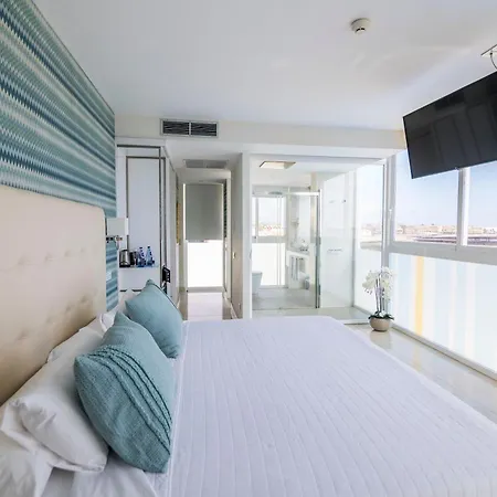 Hotel Boutique Tao Caleta Mar 3*