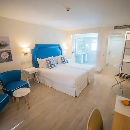 Boutique Tao Caleta Mar מלון