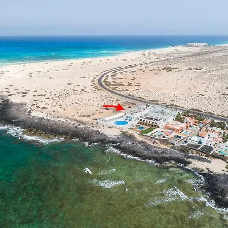 Boutique Tao Caleta Mar 3* קורלחו