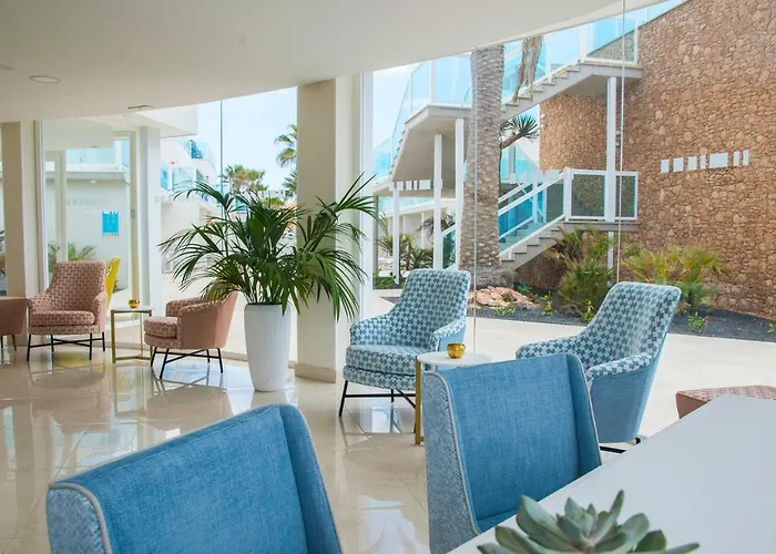 ホテル Boutique Tao Caleta Mar