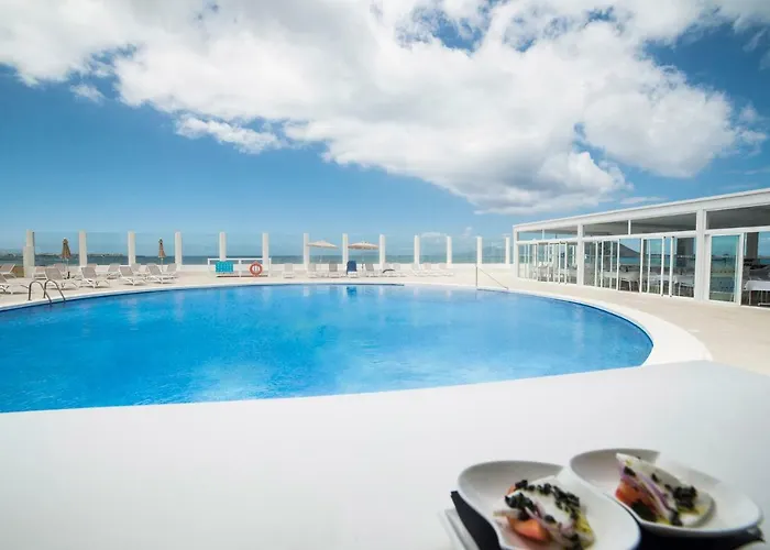 Boutique Tao Caleta Mar 3*